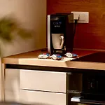 Bayview Apartment *